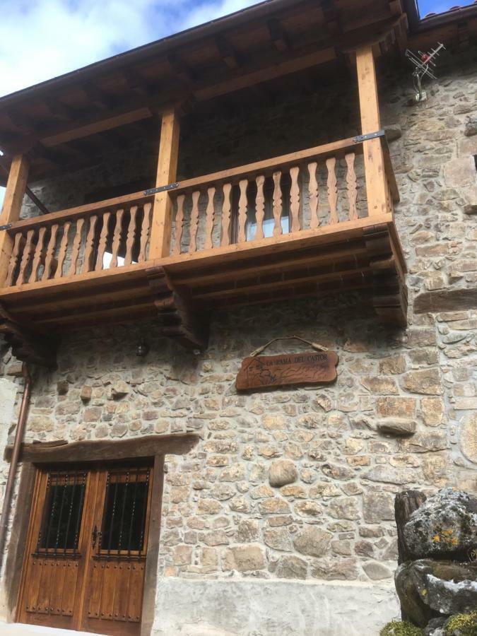 La Rama Del Castor Villa Espinama Exterior photo