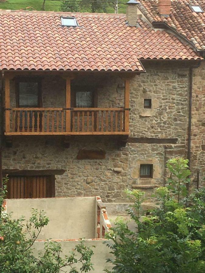 La Rama Del Castor Villa Espinama Exterior photo